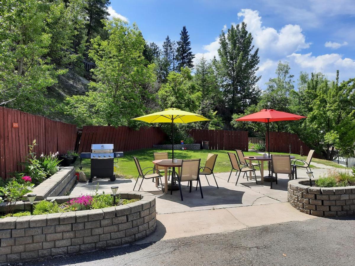 Alpen Motel Radium Hot Springs Exterior foto