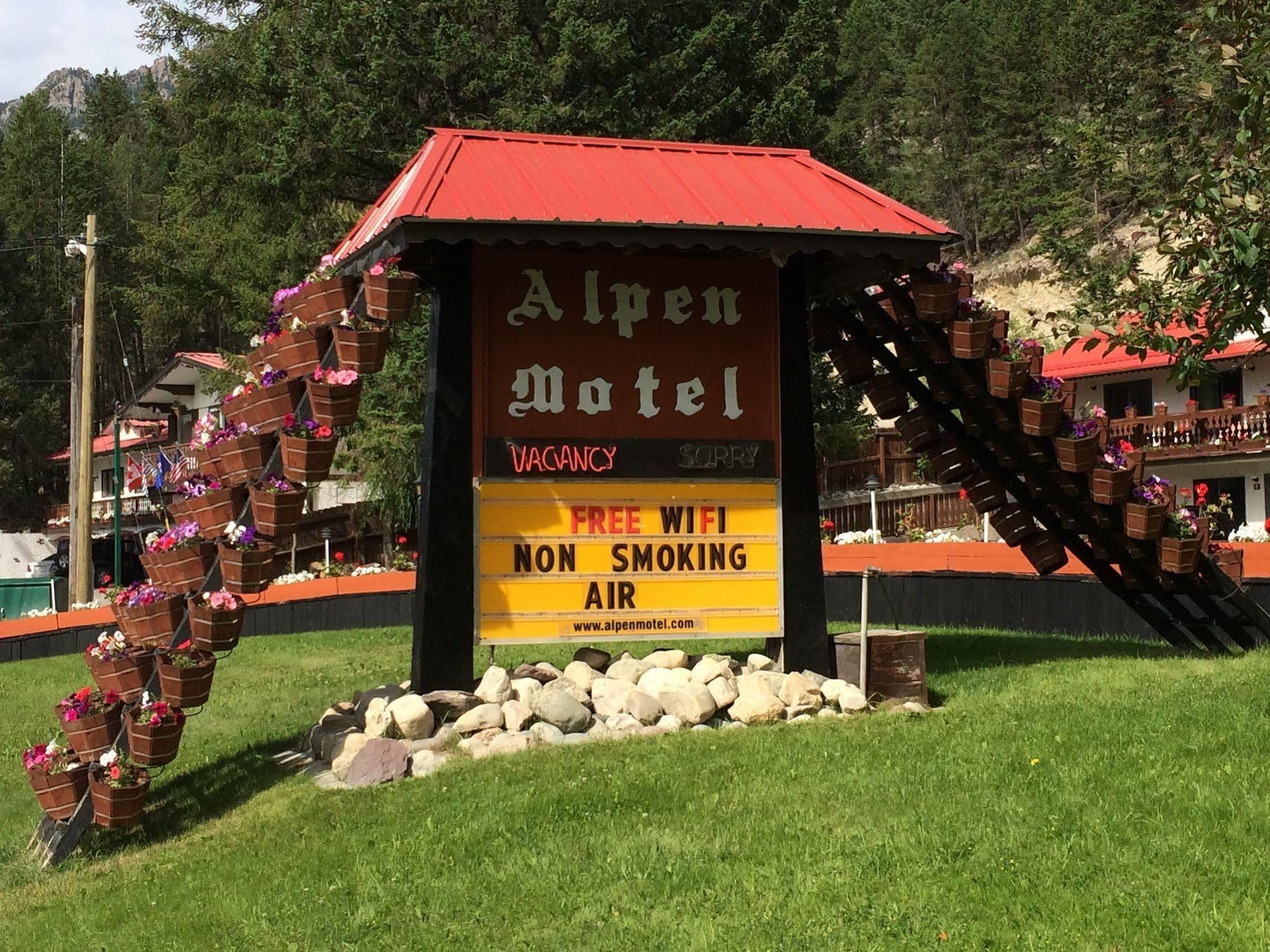 Alpen Motel Radium Hot Springs Exterior foto